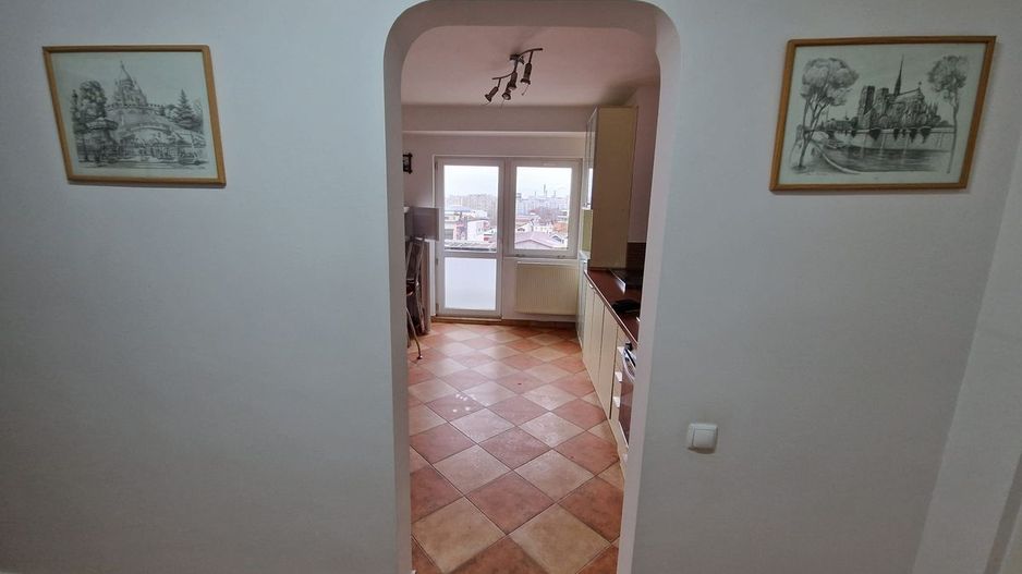 Închiriez apartament 2 camere, Piața Alba Iulia, parțial mobilat - Poză 10