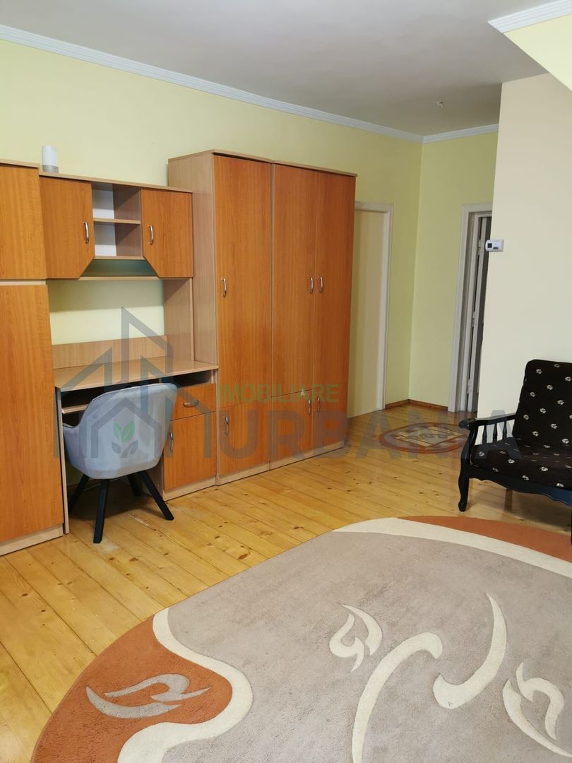 Apartament cu o cameră în zona TgCucu, la casă, parter, intrare separată - Poză 2