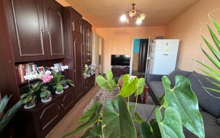 Apartament cu 3 camere decomandat, Sângeorgiu de Mureș - Poză 2