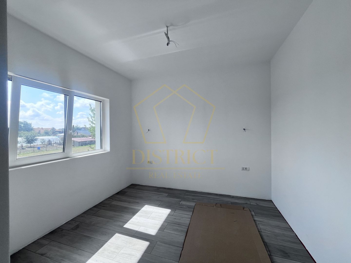 Duplex modern cu 4 camere si dressing I Mosnita Noua - Poză 4