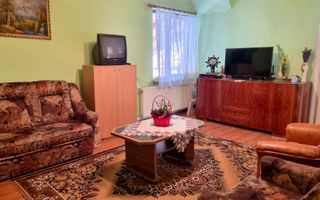 CASĂ DE VÂNZARE SIBIU TURNIȘOR, CURTE MARE, GARAJ, ACCES AUTO - Poză 5