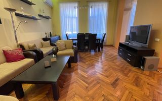 Apartament  spatios de vanzare intr-o cladire istorica - Poză 1