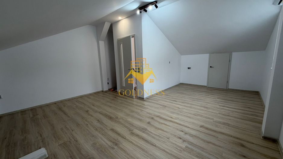 Casa 4 camere, Parcare, Valea Chintaului, Chinteni, curte, P+E1 - Poză 9