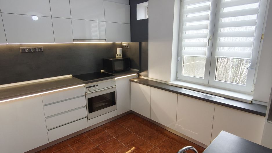 Apartament 3 camere Poli 2 – spatiu, lumina si priveliste - Poză 2