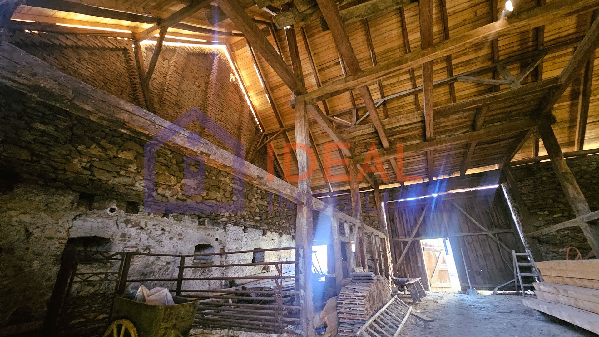 Casă individuală cu șură și curte generoasă – Apoldu de Sus, Sibiu - Poză 6