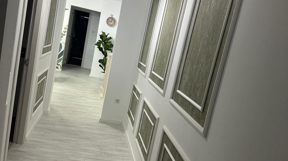 Ag BRASADAS vinde apt 2 camere DECOMANDATE etaj 1 în Micro 16. - Poză 2