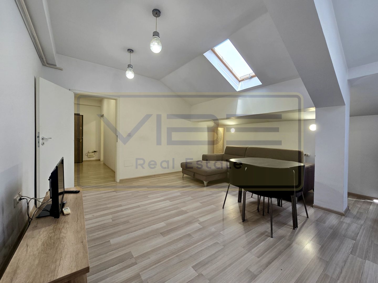 Piata Chirila- bloc nou- 2 camere - 400euro - Poză 4