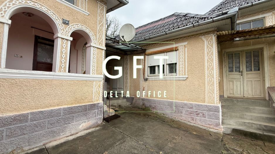 Casa tradițională la țară - Poză 1