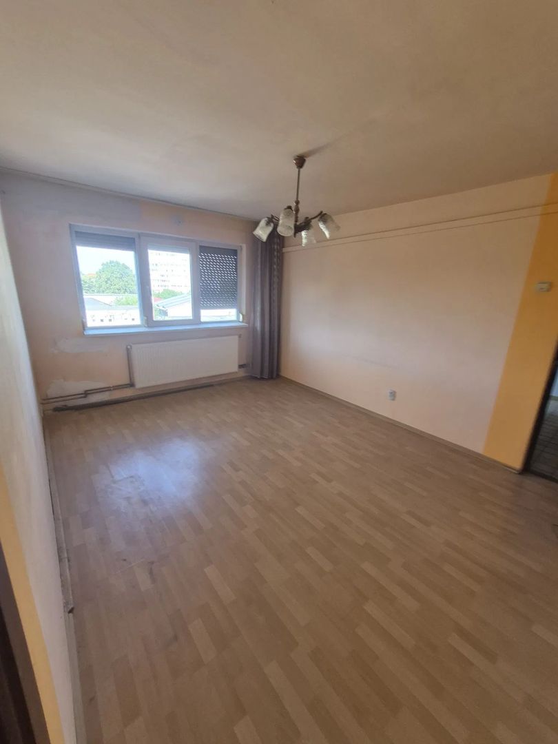 Apartament 3 camere | 55 mp | Centrală proprie | Piața Doina | - Poză 5
