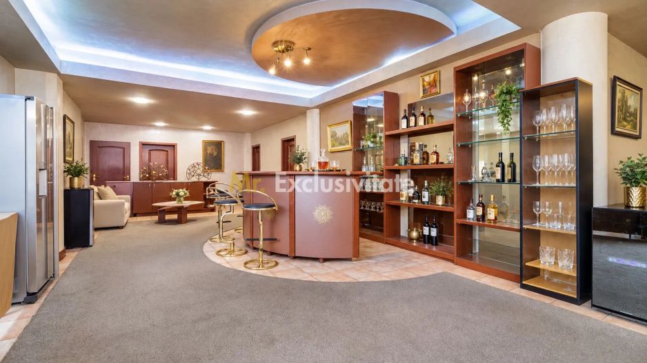 Resedinta premium| Teren de tenis | Piscină încălzită | Infrastructură completă! - Poză 34