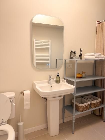 Rare Find | Apartament de Design în casă - Poză 12