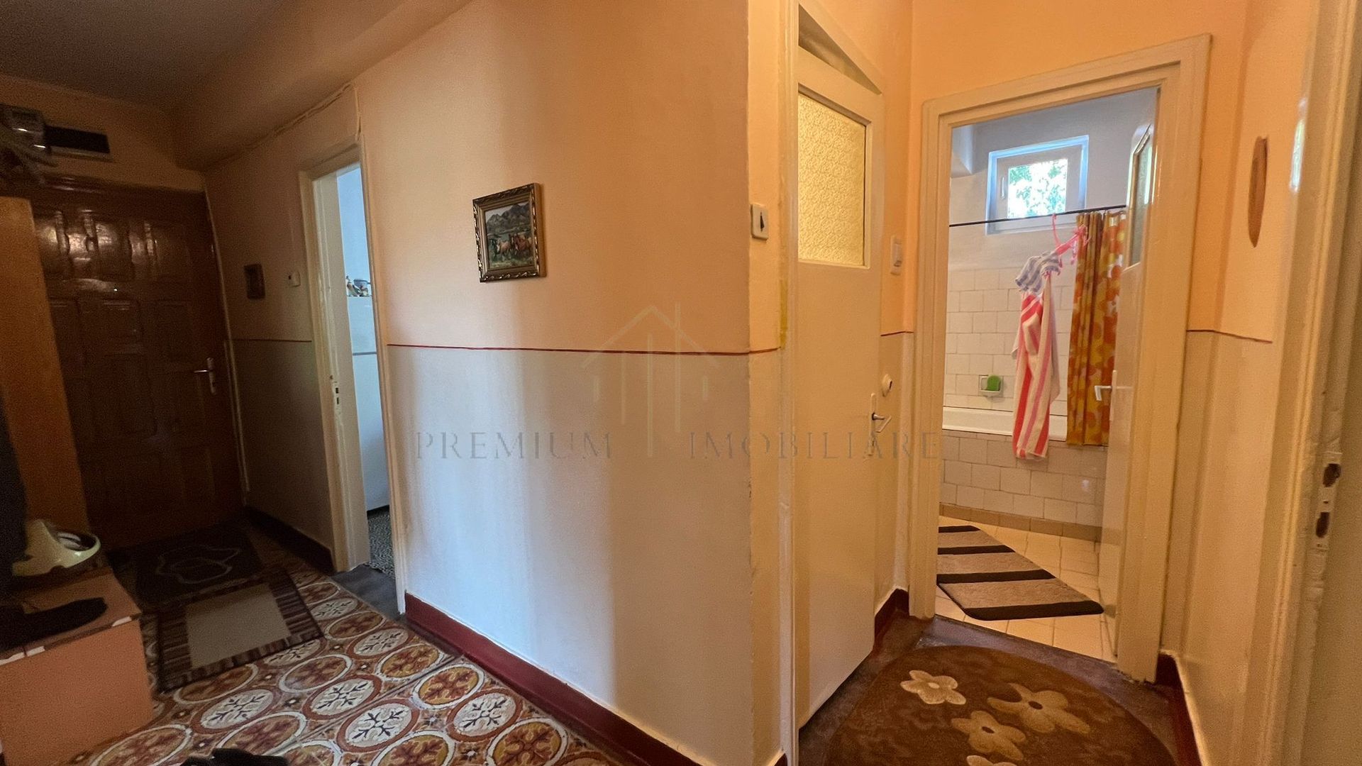 Apartament 4 camere zona centrala etaj 2 - Poză 9