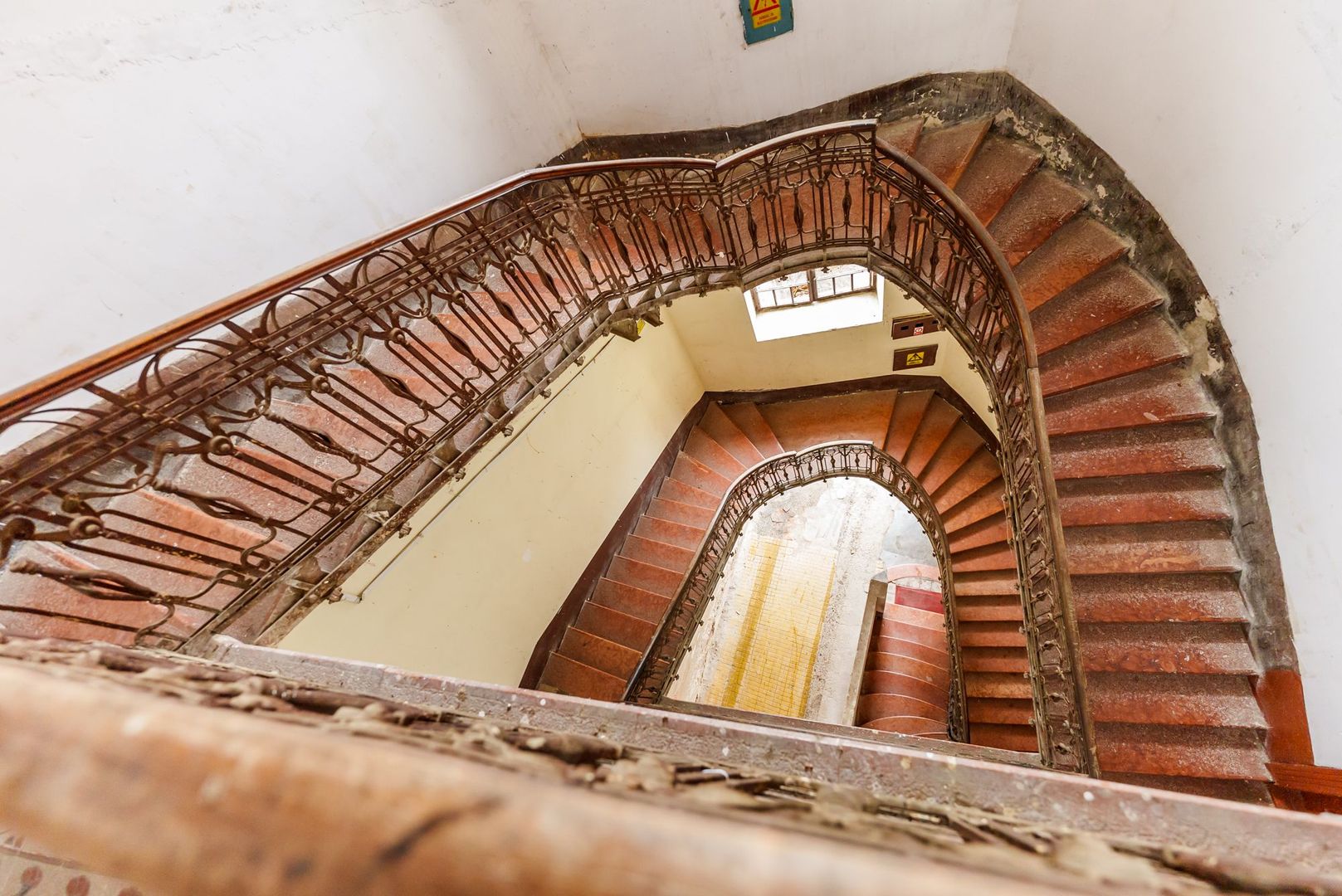 Apartament cu 2 camere Strada Episcopiei - Poză 5