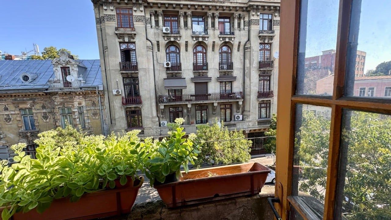 REA1024973 Apartament 3 camere I Piata Victoriei I De vanzare - Poză 1
