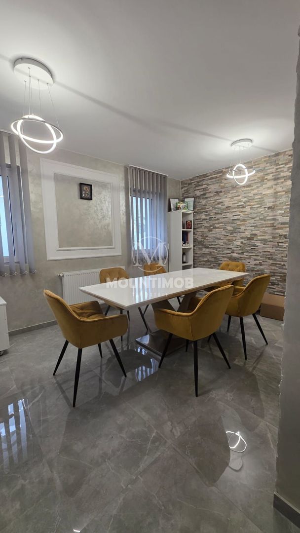 Birou Utilat si Mobilat, loc de parcare, Tractorul/Brasov - Poză 6