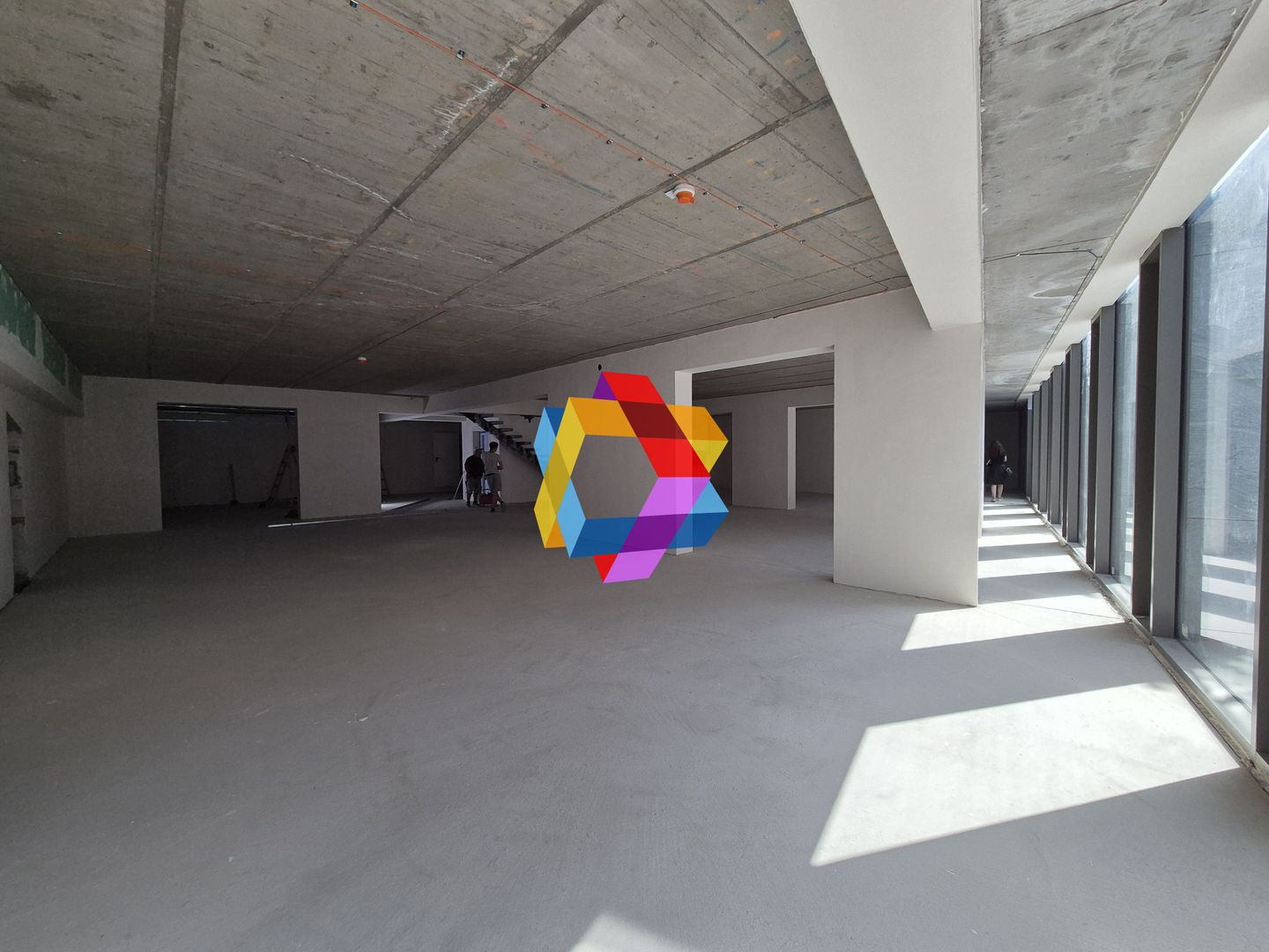 Spatiu ultramodern  nou - 595 mp - Poză 3