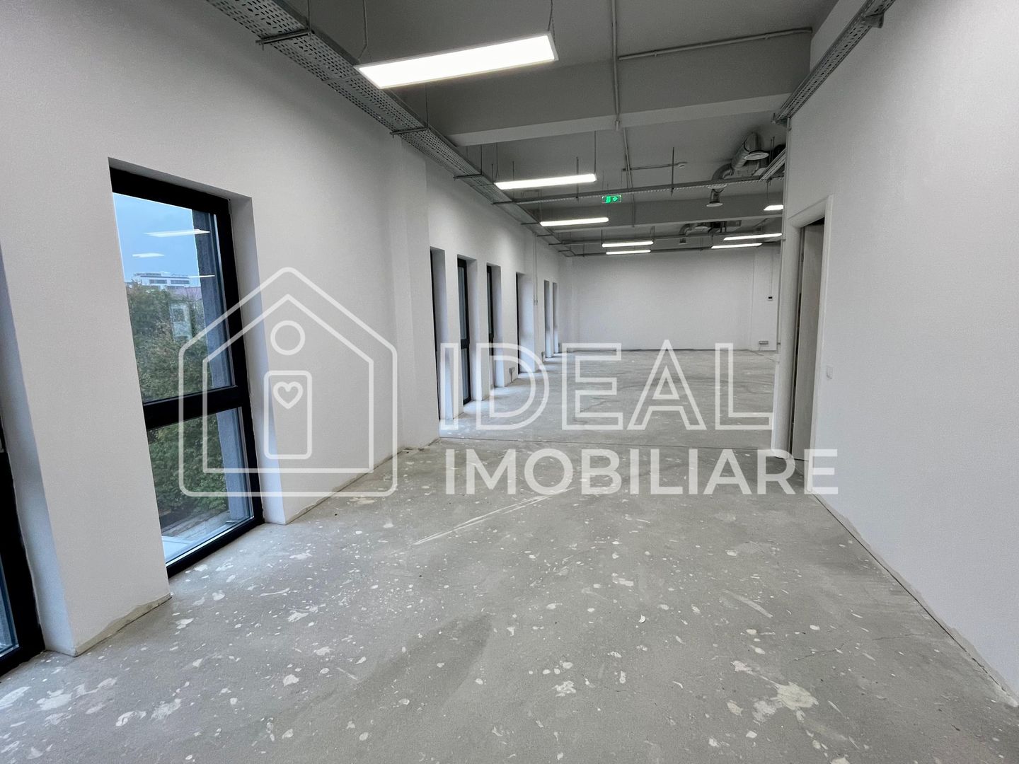 Spatiu comercial de inchiriat- 200 mpu, zona Podul Garii - Poză 5
