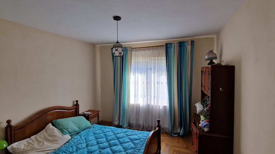 SE VINDE -proprietate cu posibilitati multiple în Fălticeni - Poză 9