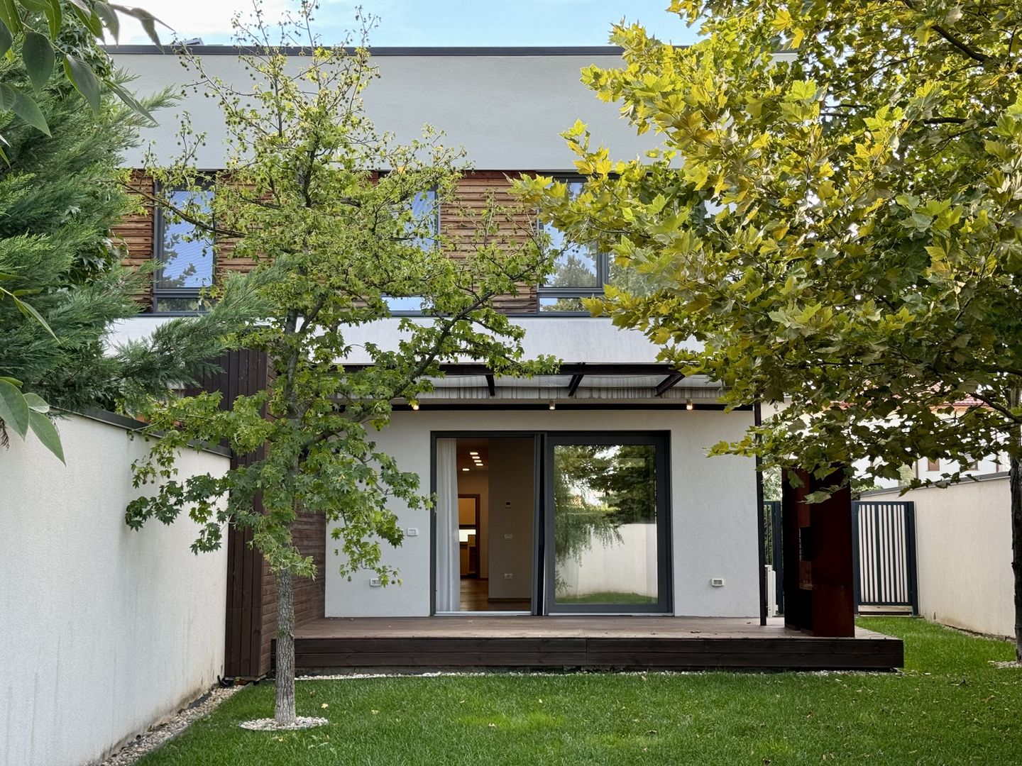 Duplex de închiriat  în Dumbrăvița, Lângă British School - Poză 1