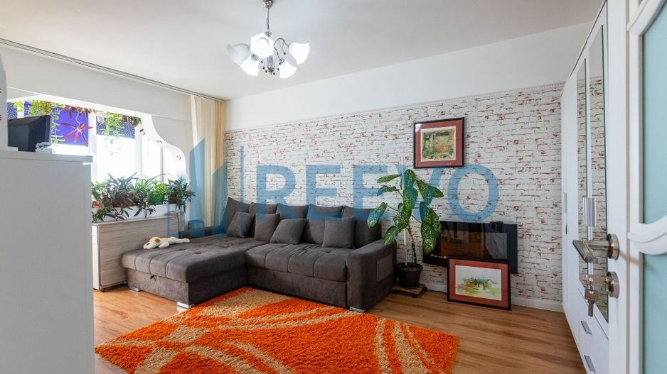 Apartament de vânzare cu 3 camere,  str. Letea, Bacău - Poză 1