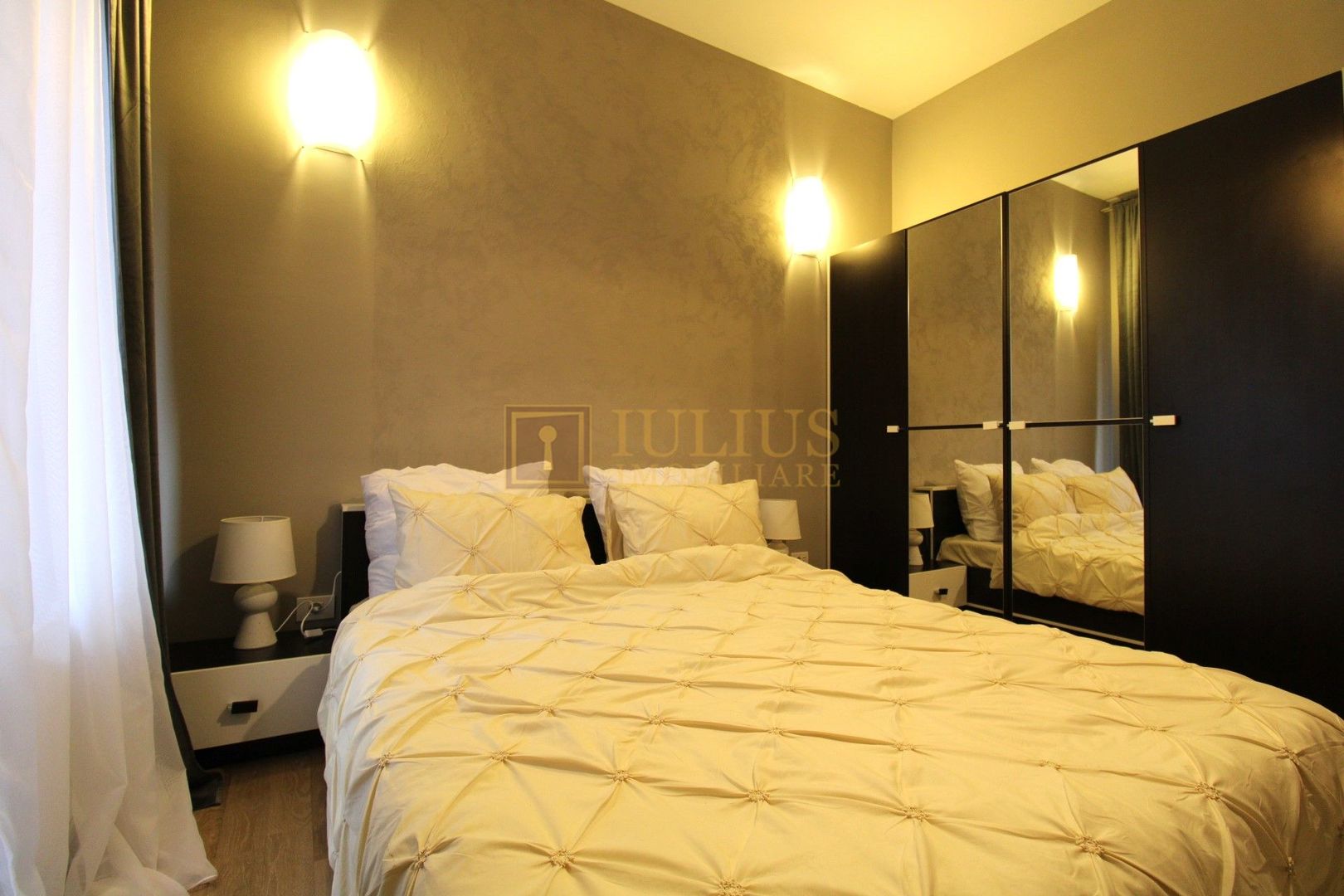 4 camere, bloc Tender langa - Isho - Take Ionescu; vedere spre raul Bega. - Poză 19