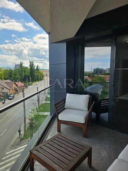 Apartament modern cu 2 camere, 2 balcoane și vedere deschisă. - Poză 13