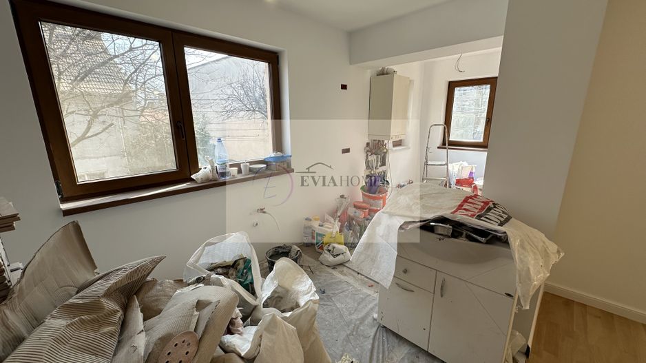 4 camere/ 2 bai / 119 mp/ parcare in curte / zona strazii Bucuresti - Poză 15