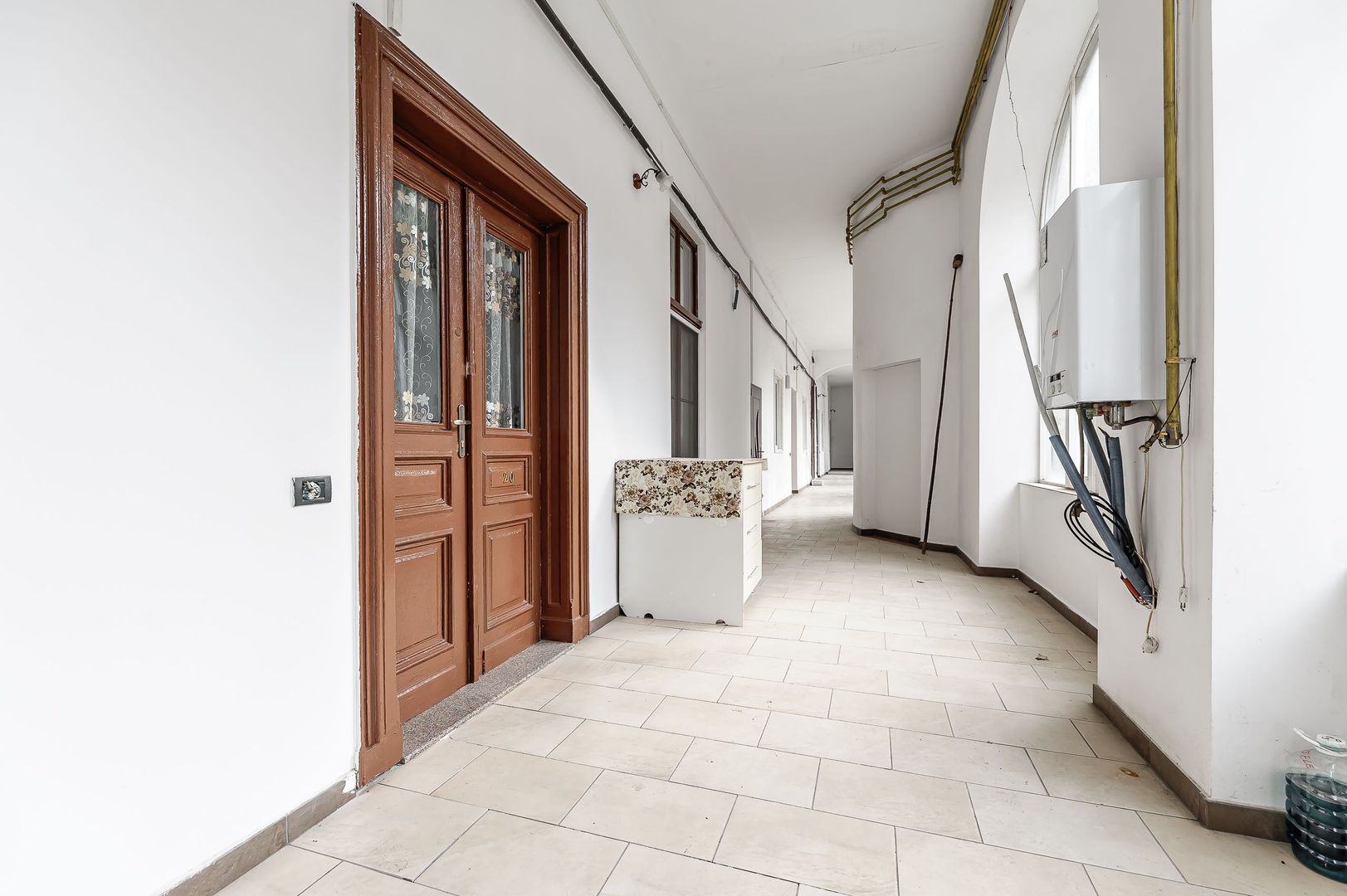 Apartament contemporan în Palatul Neumann, Arad. - Poză 5