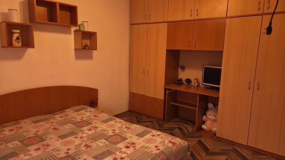 AP. 2 CAMERE TITAN, LOC PARCARE, MOBILAT/UTILAT, METROU 5 MINUTE - Poză 4