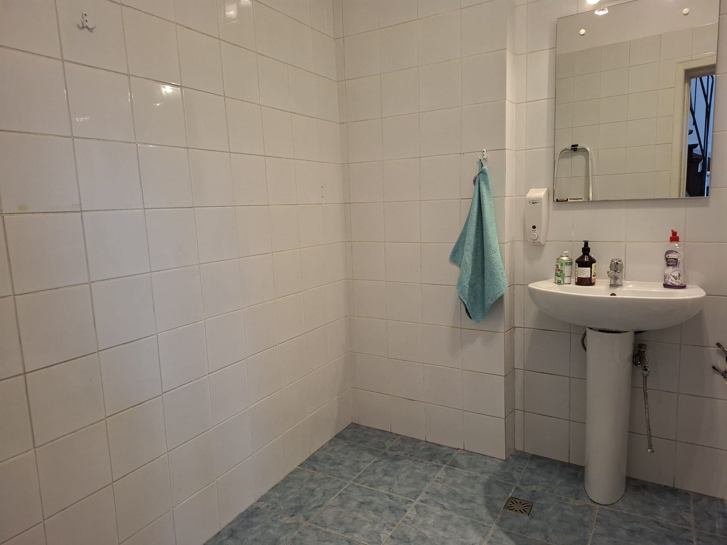 URGENT!, libera, rezidential/birou/comercial, 2 intrari, NEGOCIABIL - Poză 3