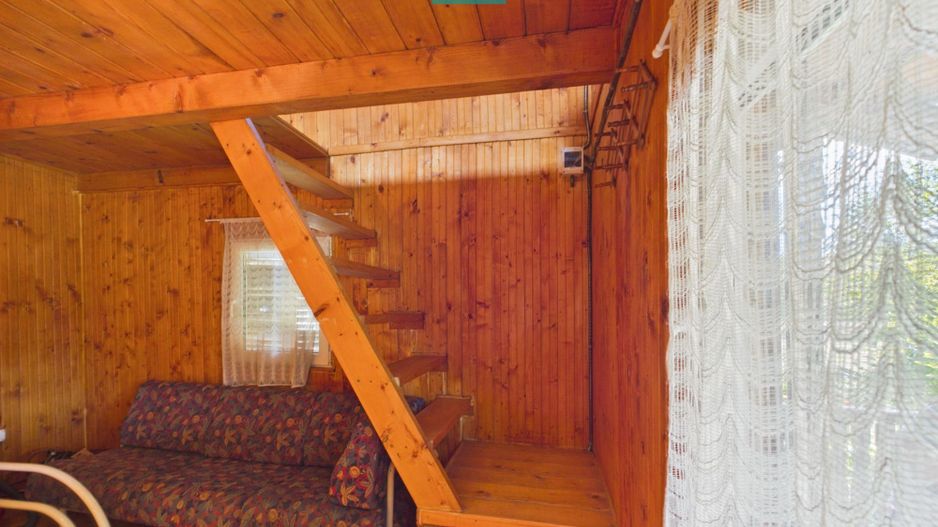 Casă din lemn în Uileacu de Munte – teren 2140 mp - Poză 8