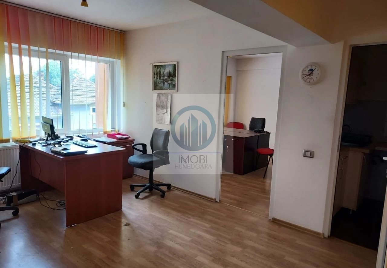 Cladire la cheie 2 ap si 8 garsoniere Deva cartier Grigoresc 495 mp - Poză 9