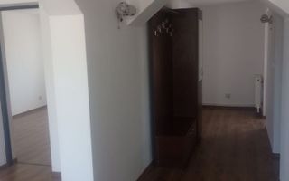 Casă renovată cu 3 camere și teren de 1000 mp în Letcani, Iași - Poză 4