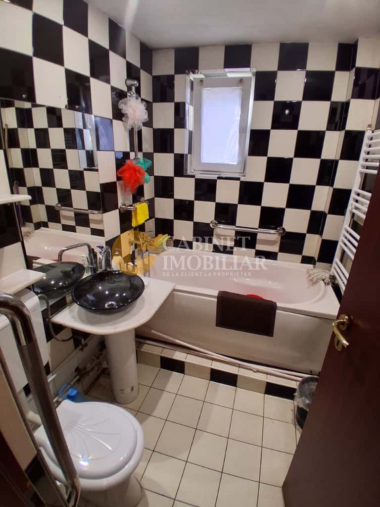 Apartament 2 camere, semidecomandat, zona Tatarasi Iasi - Poză 3