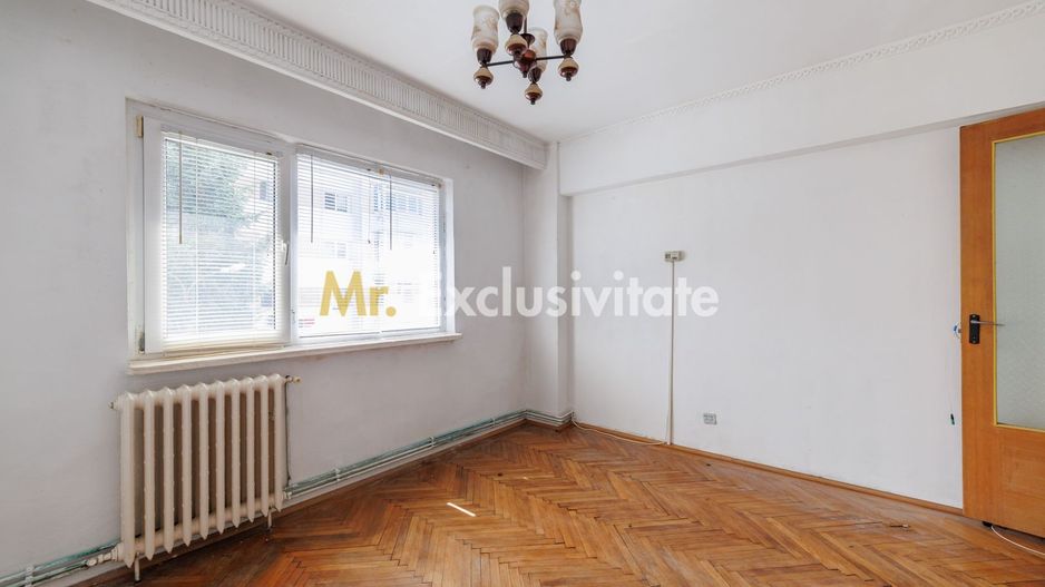 2 camere decomandate, Banat – etaj 2, centrală proprie, zonă excelentă - Poză 2