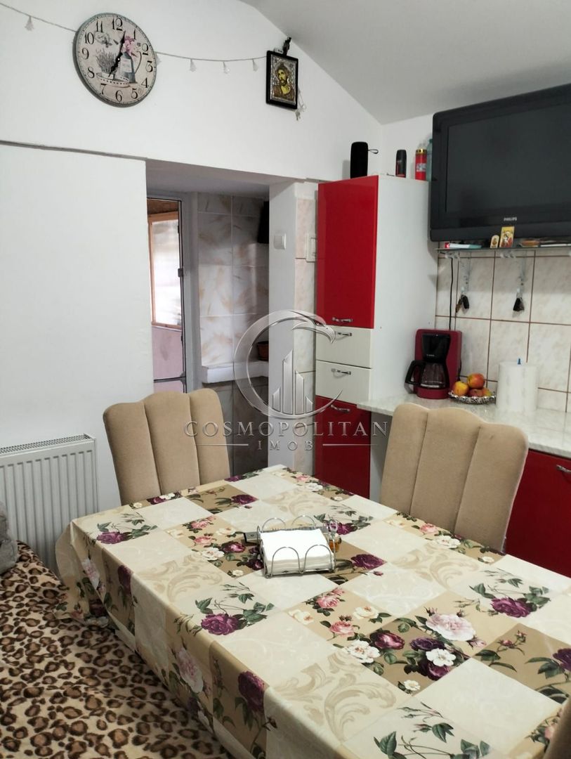 Casa si teren 970mp in comuna Costesti/BZ ~ constructie 2013 - Poză 26
