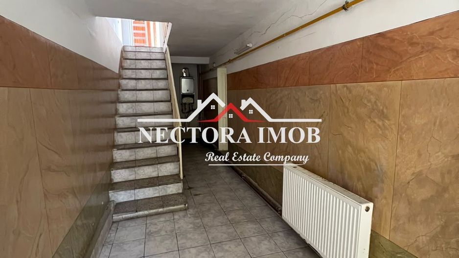 NECTORA IMOB-Casa 4 camere, 3 garaje, 200 mp,Str. C-tin Tanase,Central - Poză 12