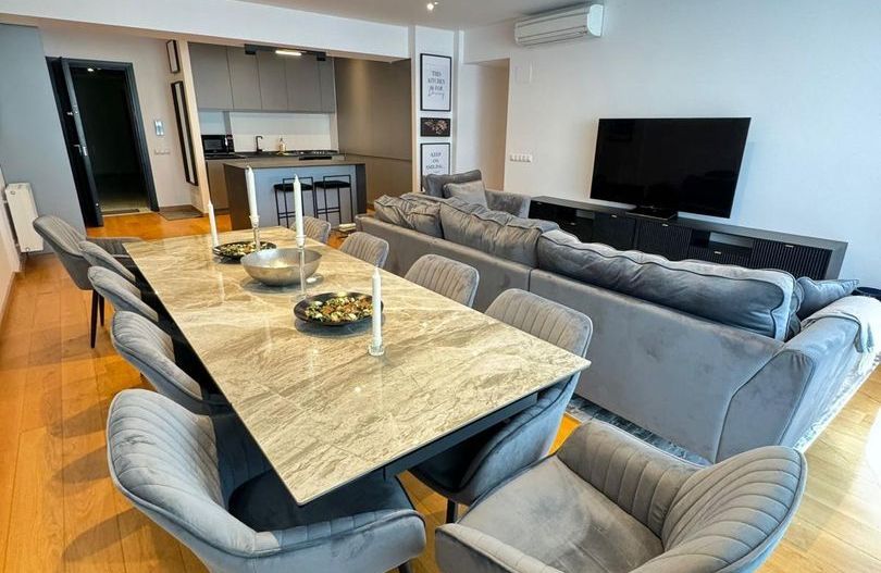 Vanzare 3 Camere UpGround Super View Etajul 15 - Poză 1