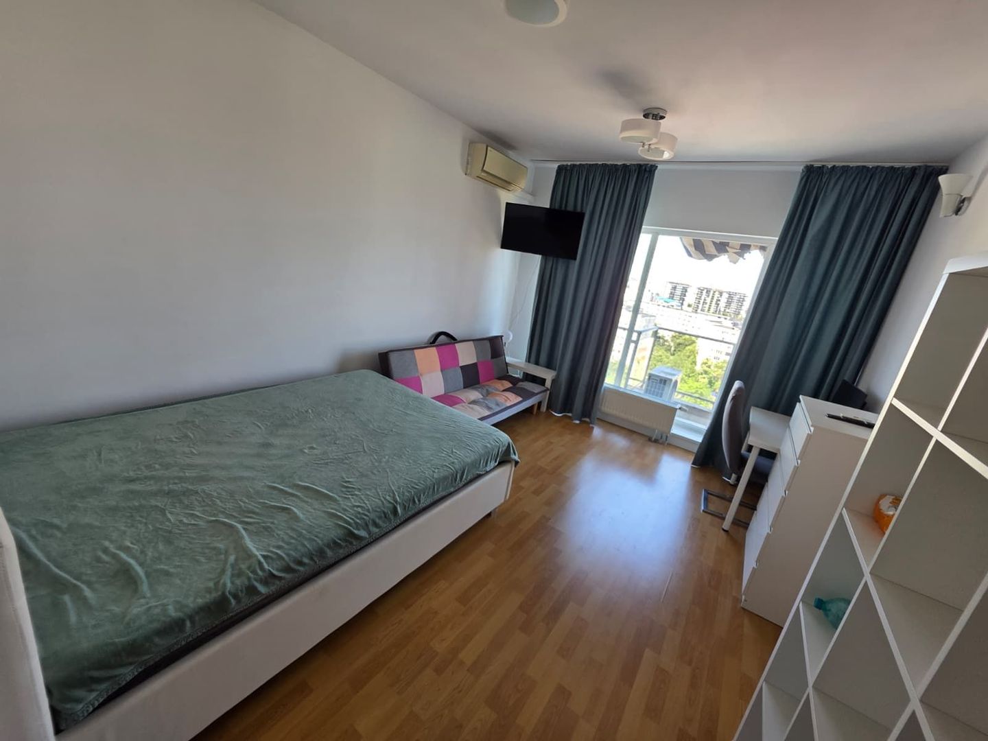 GARSONIERA RASARIT DE SOARE, BUCATARIE INCHISA, METROU, COMISION 0% - Poză 3