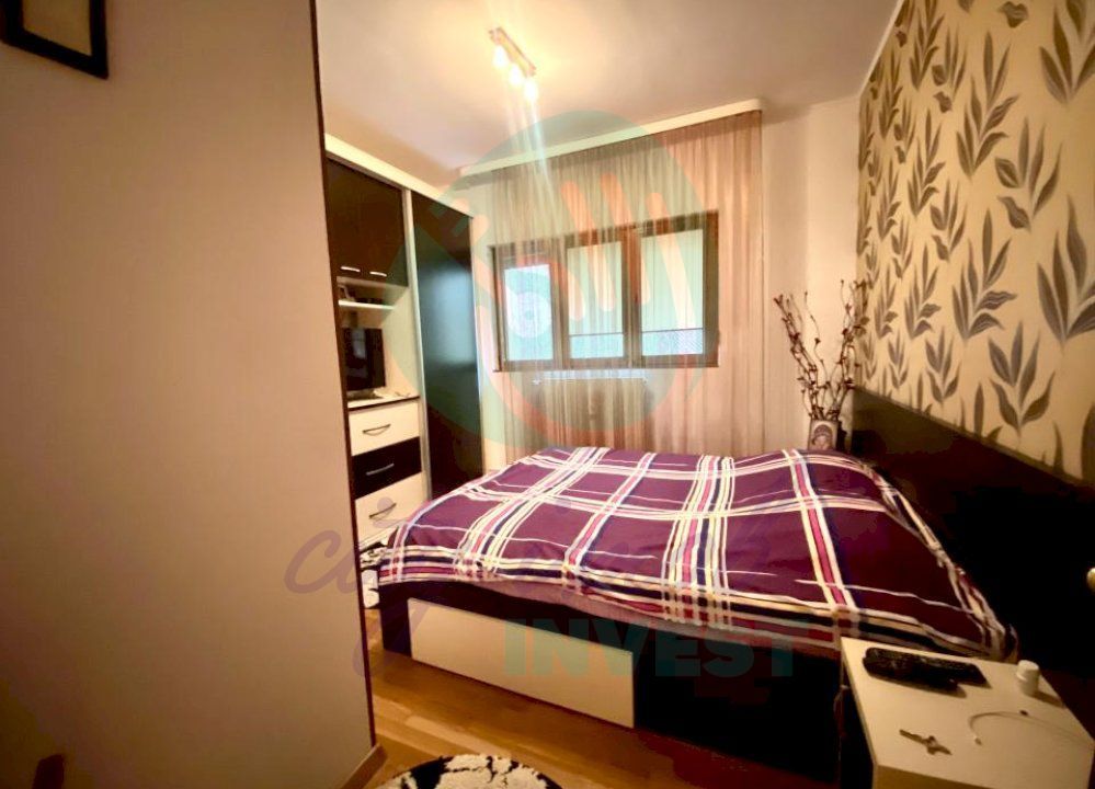 Vila cocheta cu teren de 400 mp - Poză 15