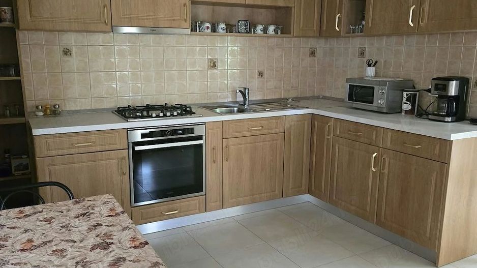 Casă în centrul municipiului Alba Iulia - Poză 9