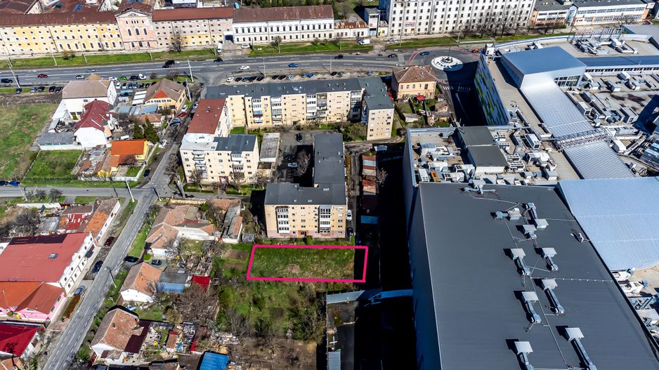 700 mp TEREN INTRAVILAN LÂNGĂ GALERIA MALL - Poză 4