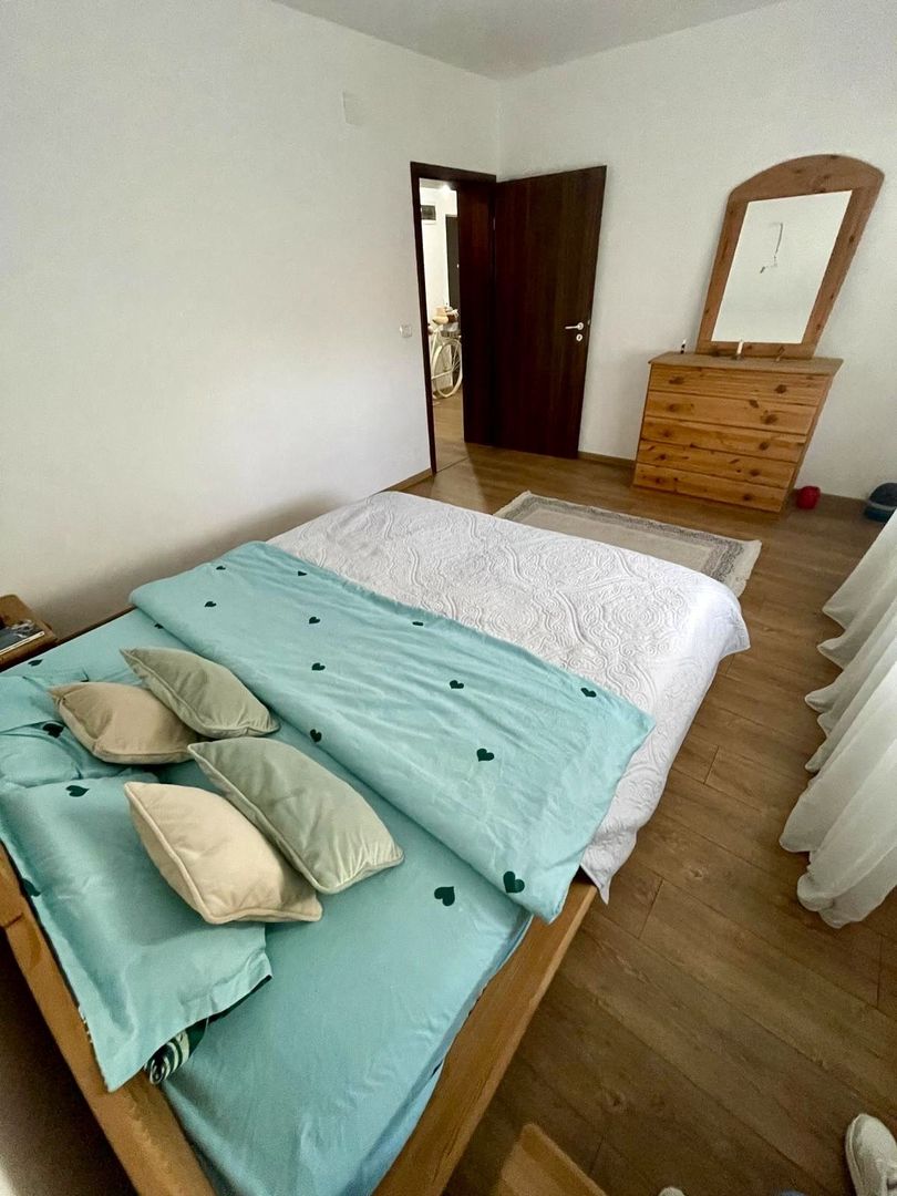 APARTAMENT IN VILA - Poză 6