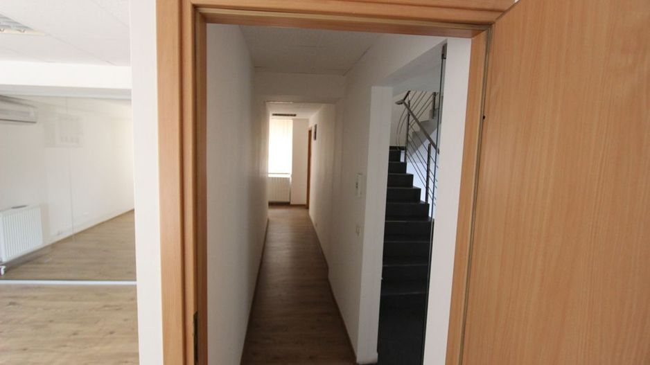 Imobil birouri in zona ultracentrala - Poză 39