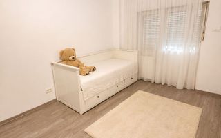 Apartament 4 camere Aradului etaj 2 - Poză 5