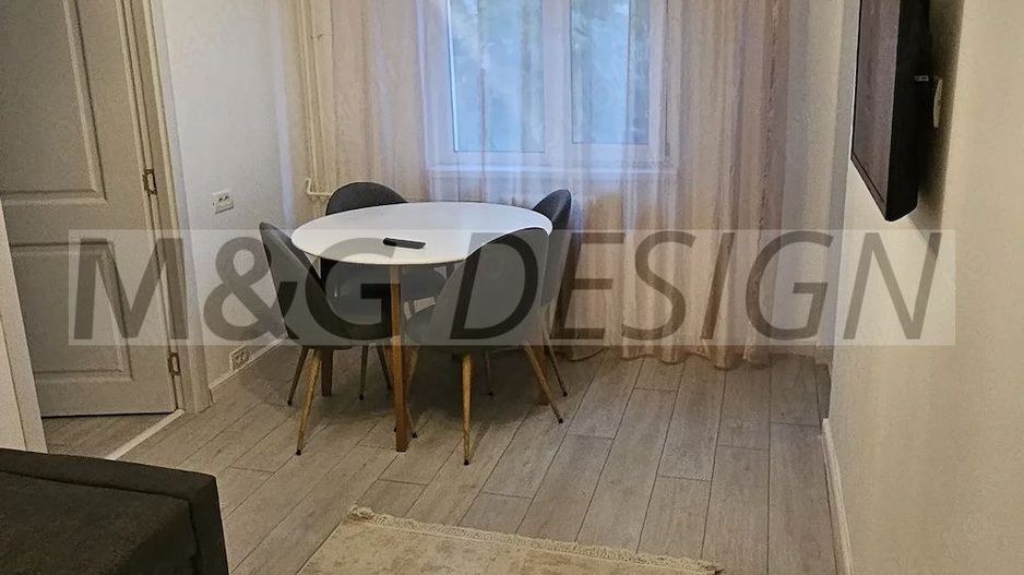 Etaj 1, zona  Sagului 3 camere - Poză 1