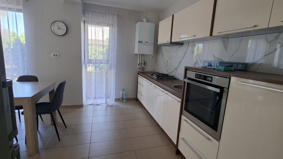 Casă de închiriat în Dumbravita – 3 dormitoare si garaj - Poză 8