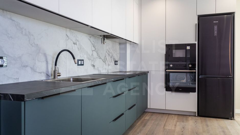 Chirie, apartament, 2 camere, strada Calea Ieşilor, Sculeni - Poză 3