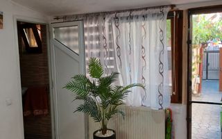 Casa 4 camere | Curte proprie | Central - Poză 4