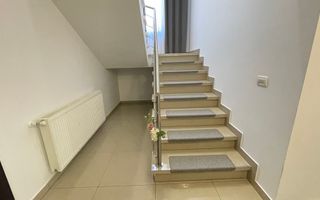 Locuinta eleganta cu finisaje premium - Poză 14